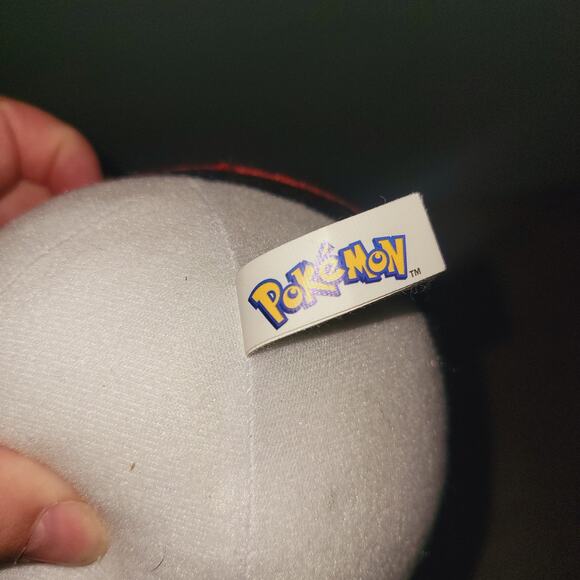 Pokemon Bulbasaur 8”  Seasonal Plush Stuffed Animal Toy And Pokeball Plush Lot - Picture 5 of 6